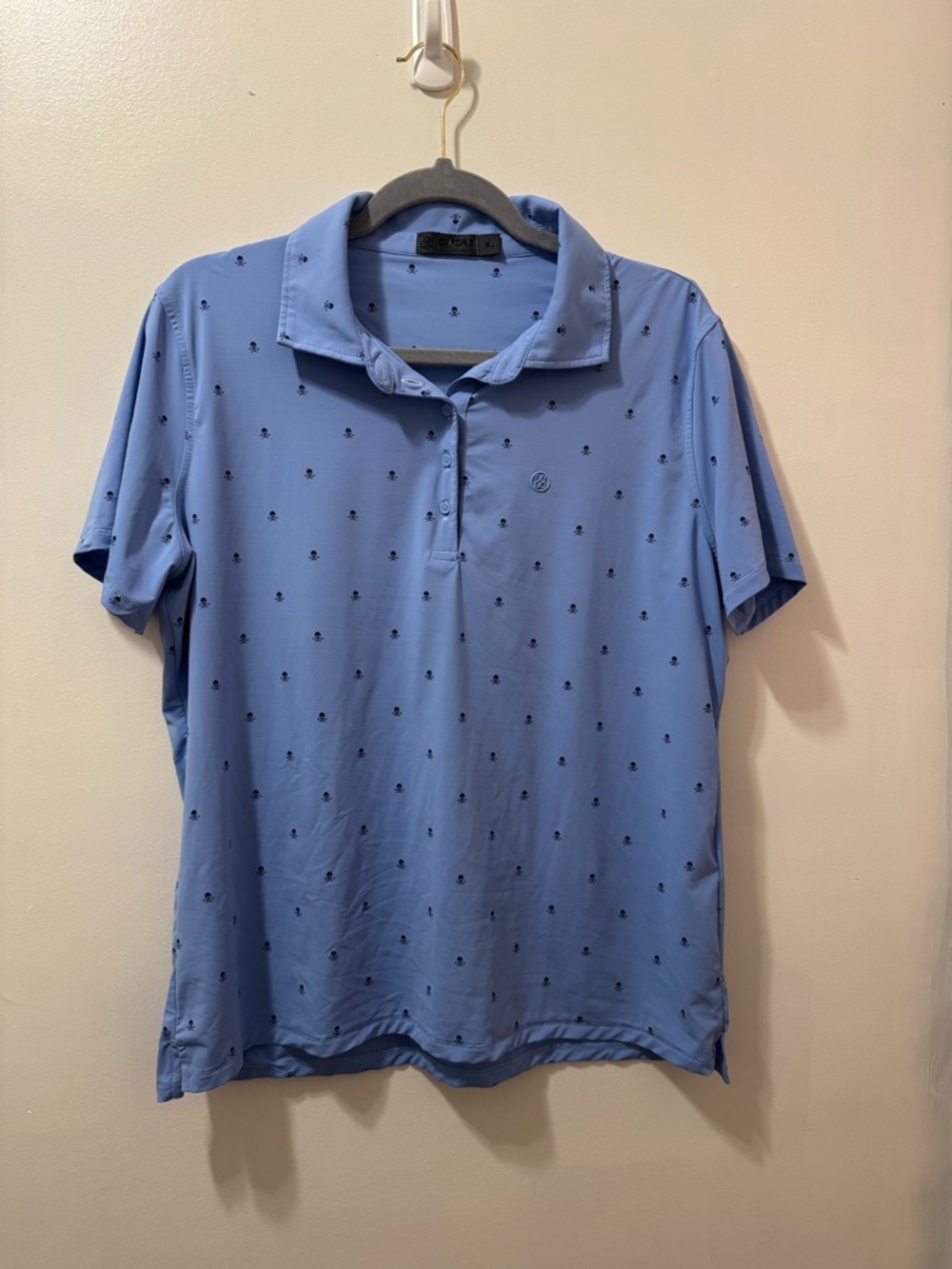 G/Fore Women's Light Blue Polo Shirt with Subtle Print skull tees